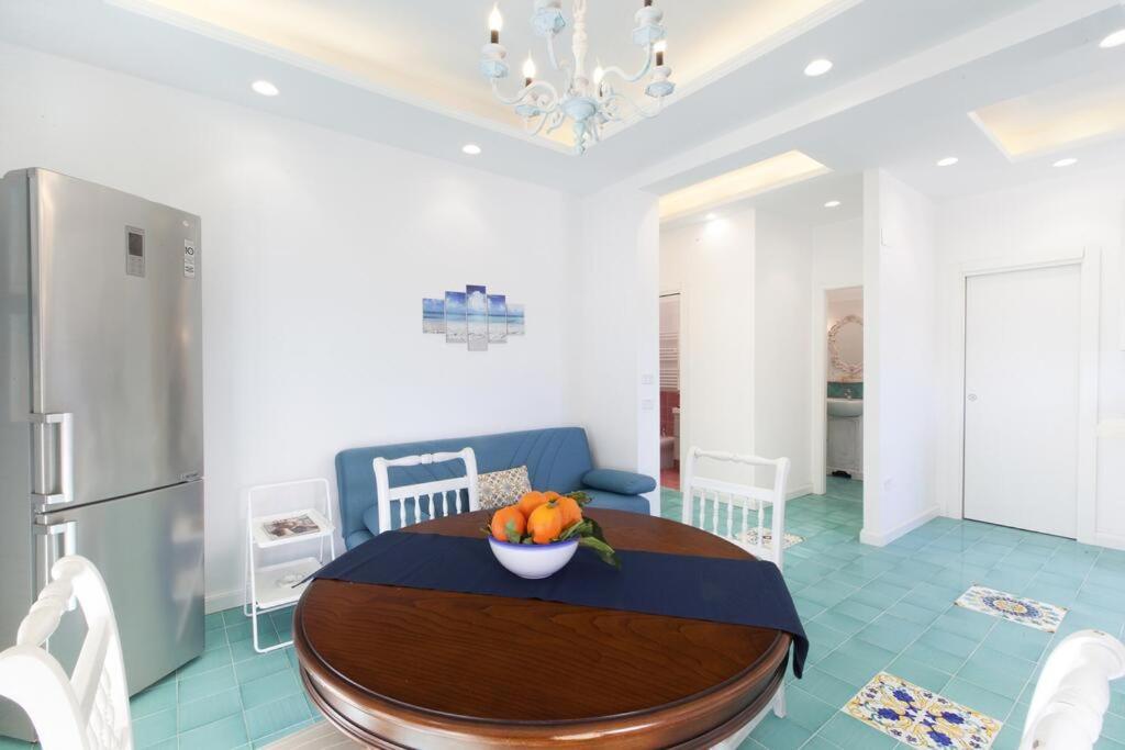 Super Attico Vista Mare Con Piscina Apartment ซอร์เรนโต ภายนอก รูปภาพ