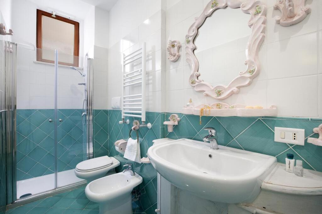 Super Attico Vista Mare Con Piscina Apartment ซอร์เรนโต ภายนอก รูปภาพ